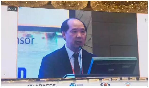 金沙澳门(中国)唯一官方网站集团众多专家受邀出席，并在多个重要论坛作专题发言、论文发言和壁报交流(郭海科教授和张广斌教授在多个论坛担任会议主持)，与国内外眼科同行坐而论道，大放异彩!其中，在“大师功夫论道”环节，金沙澳门(中国)唯一官方网站集团业务副总院长、 席白内障专家、厦门大学附属厦门眼科中心郭海科教授凭借高明 的手术技巧，从13位世界 白内障屈光手术大师中脱颖
