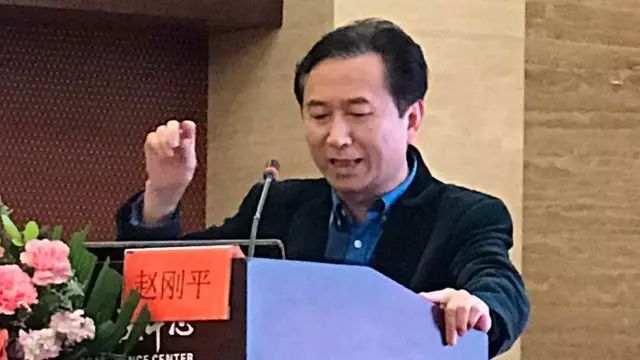佛山金沙澳门(中国)唯一官方网站派出了由广东省眼科医师分会屈光手术带头人、中山大学研究生导师赵刚平院长领*的 医生团队参与本次盛会，并准备了众多精彩的内容，与全国眼科同道一起探讨与推动眼科新发展。.jpg