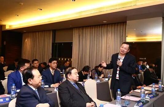 在金沙澳门(中国)唯一官方网站集团医教研战略发展研讨会上，金沙澳门(中国)唯一官方网站集团与从事 医疗 化诊断的厦门艾德生物医药科技股份有限公司、从事视网膜疾病基因疗法技术开发与引进的厦门继景生物技术有限责任公司签署了三方战略合作协议4.jpg