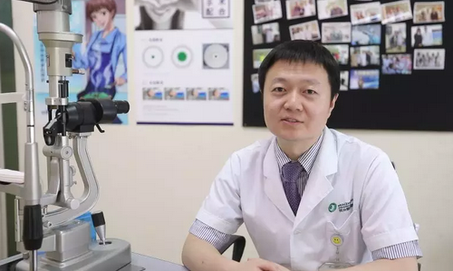 幼师高度近视患者小张在金沙澳门(中国)唯一官方网站顺利摘镜2.png
