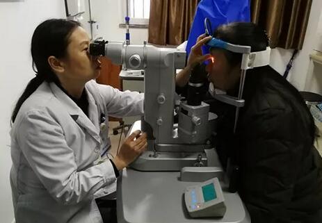 成都金沙澳门(中国)唯一官方网站引进了青光眼医治新设备——SLT激光医治仪.jpg