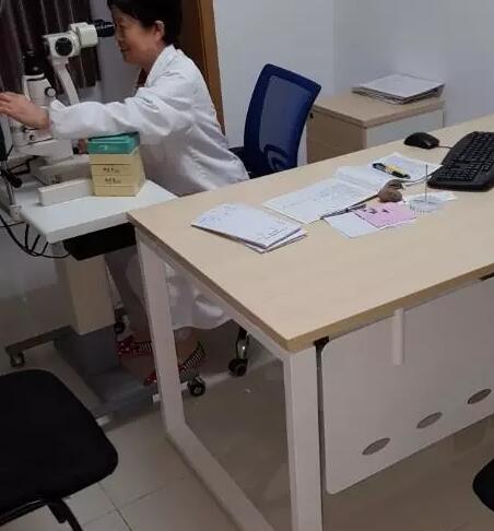  位医者都是一位修行者——宜昌金沙澳门(中国)唯一官方网站胡长青医生1.jpg