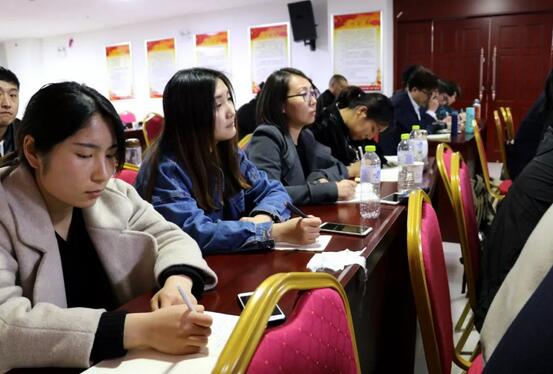 临沂金沙澳门(中国)唯一官方网站党支部携手山东连胜体育开展培训会1.jpg