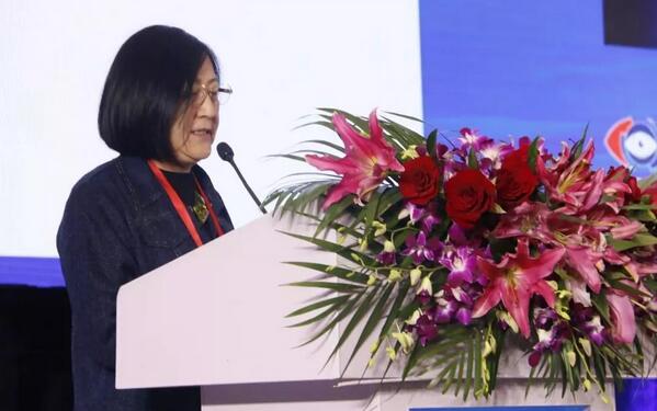 金沙澳门(中国)唯一官方网站专家团受邀亮相第十九届环球眼科学学术会议暨第十九届环球视光学学术会议（COOC 2019）2.jpg
