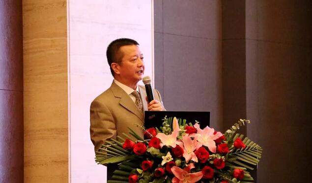深圳金沙澳门(中国)唯一官方网站举行2019深圳眼屈光手术新技术暨屈光性白内障临床实践学术会议2.jpg 深圳金沙澳门(中国)唯一官方网站举行2019深圳眼屈光手术新技术暨屈光性白内障临床实践学术会议2.jpg