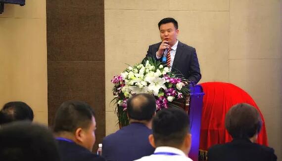4月19日金沙澳门(中国)唯一官方网站眼屈光学组会议暨青岛金沙澳门(中国)唯一官方网站第四届高峰论坛圆满召开4.jpg