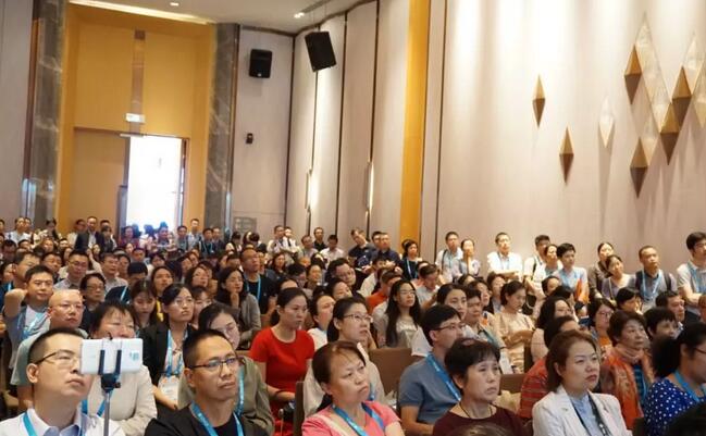 为光明中国护航，向70华诞献礼——金沙澳门(中国)唯一官方网站之光闪耀2019全国眼科年会9.jpg