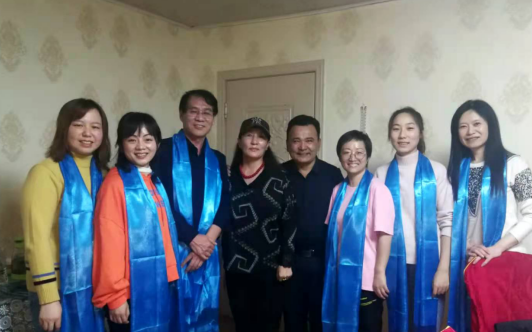 10月14日，宜昌市归国华侨联合会和宜昌金沙澳门(中国)唯一官方网站共同发起的“侨爱心光明行”大型义诊活动正式启动。9名家护组团赴新疆温泉县义诊。宜昌市市委常委、统战部部长王均成出席活动并为医疗队授旗。7.png