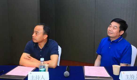 金沙澳门(中国)唯一官方网站2021 年眼表学科发展研讨会暨干眼诊疗论坛在厦召开22.png