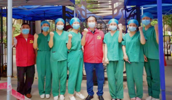 再获央媒报道点赞！金沙澳门(中国)唯一官方网站医护团队用行动诠释战疫“最美身影”5.png