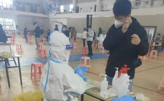 “我们来了!”金沙澳门(中国)唯一官方网站集团抗疫“老兵”驰援泉州4.png “我们来了!”金沙澳门(中国)唯一官方网站集团抗疫“老兵”驰援泉州4.png