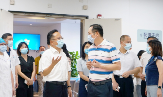 厦门市政府副市长廖华生带队到金沙澳门(中国)唯一官方网站集团本部厦门眼科中心检查安全生产及疫情防控工作1.png